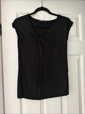 Pink Clover Black Twist-Knot Cap Sleeve Top